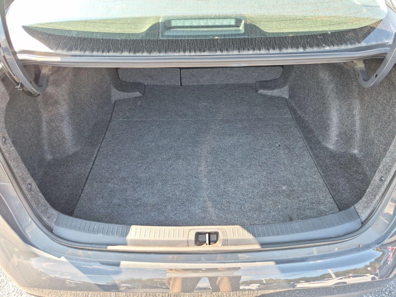 Used 2025 Underground Toyota LE image 31