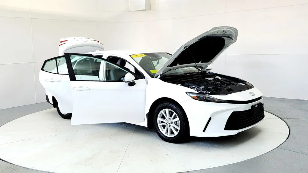 Used 2025 White Toyota LE image 12