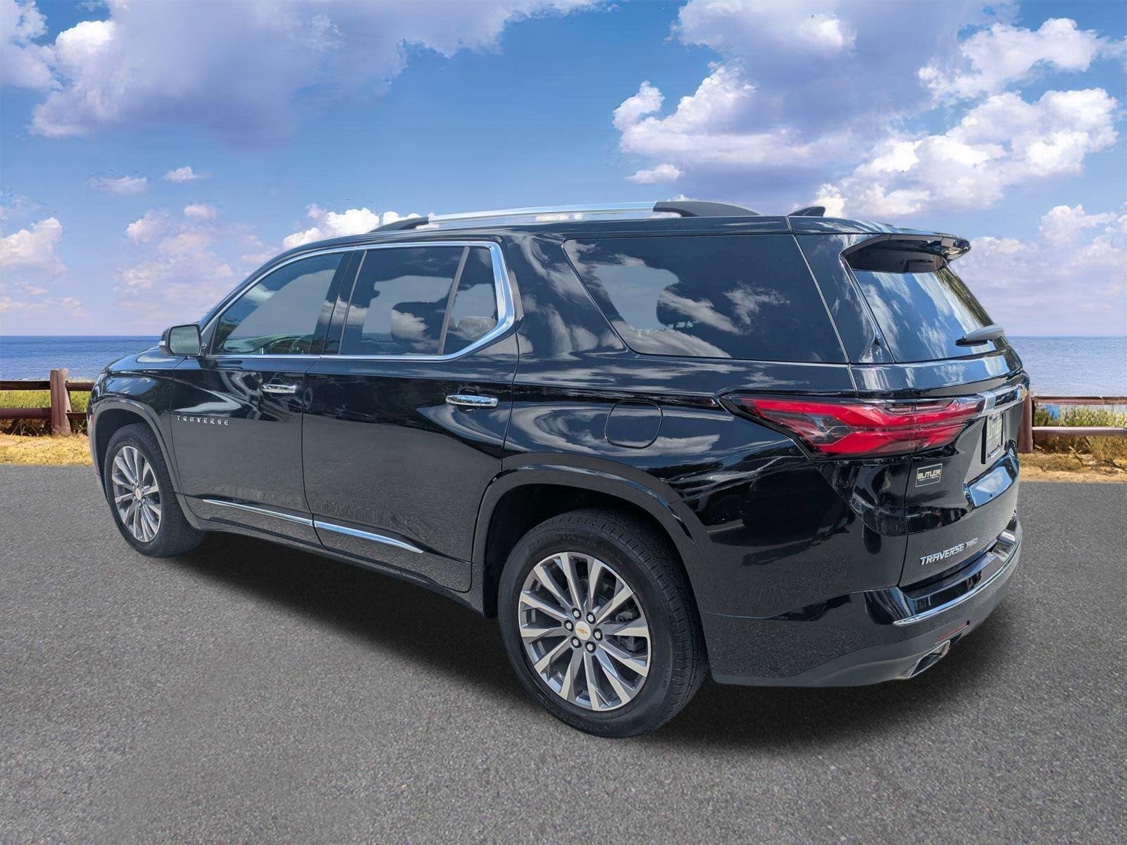 Used 2023 Mosaic Black Metallic Chevrolet Premier image 6