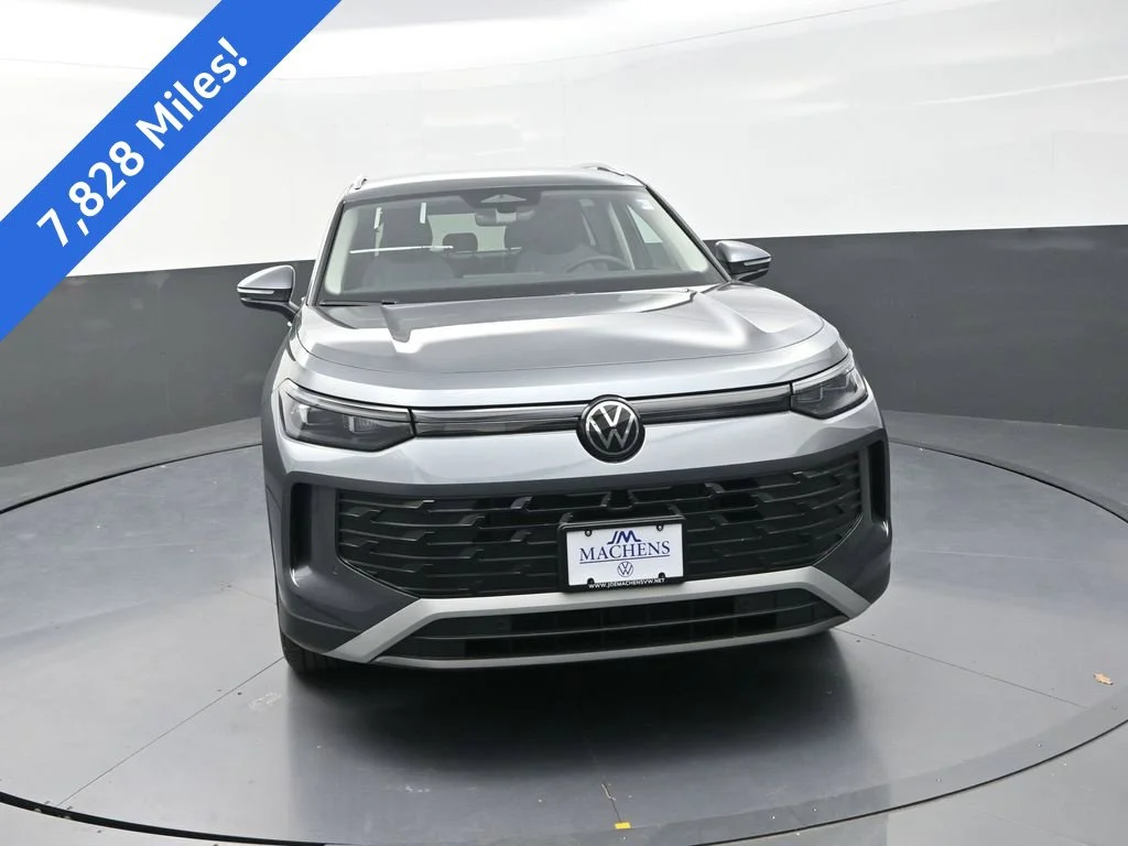 Used 2026  Volkswagen S image 2