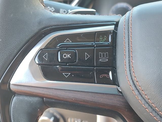 Used 2023 White Jeep Summit image 19