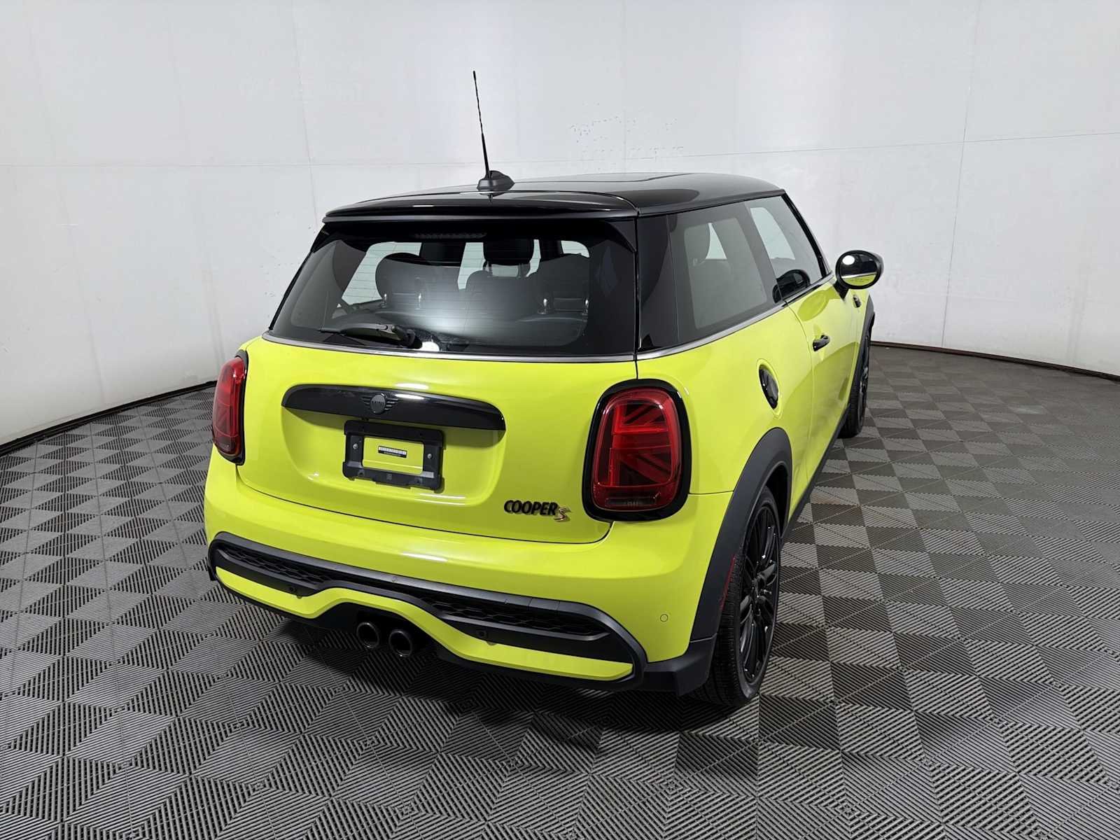 Used 2024 Zesty Yellow MINI Cooper S image 6