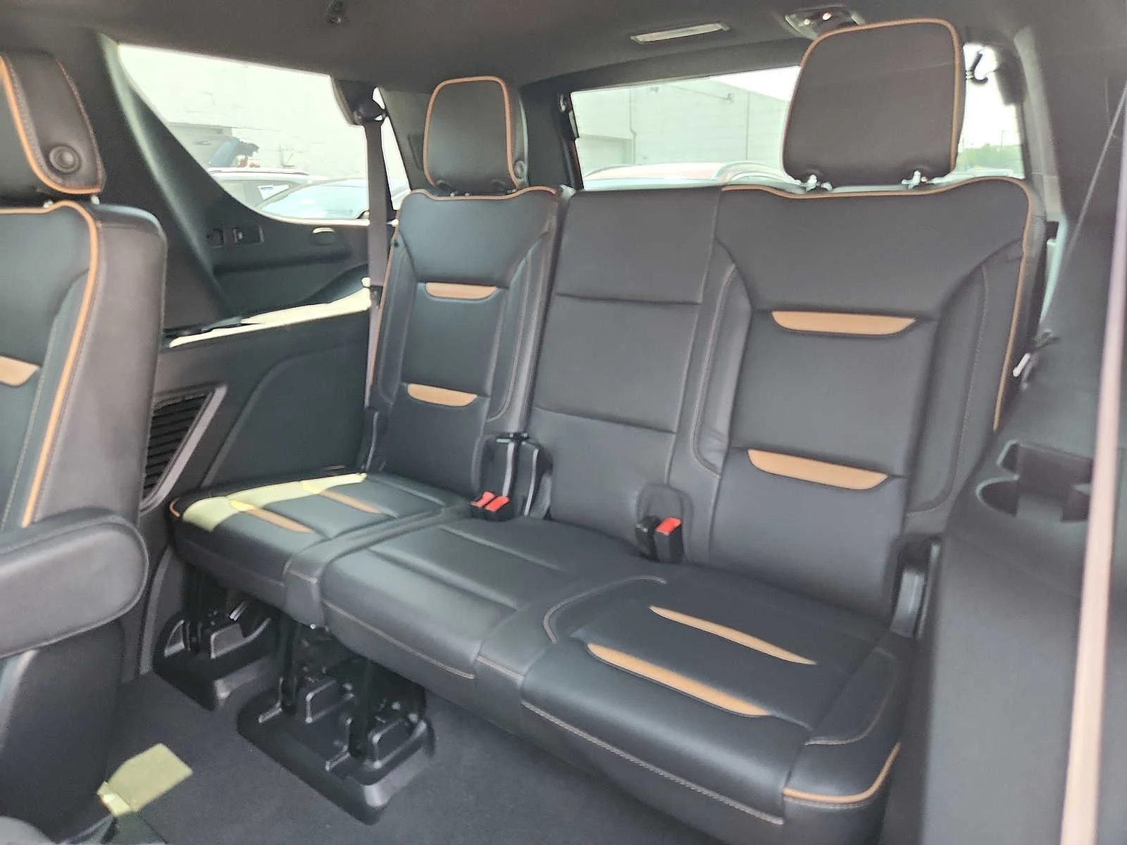 Used 2023 Summit White GMC AT4 image 10