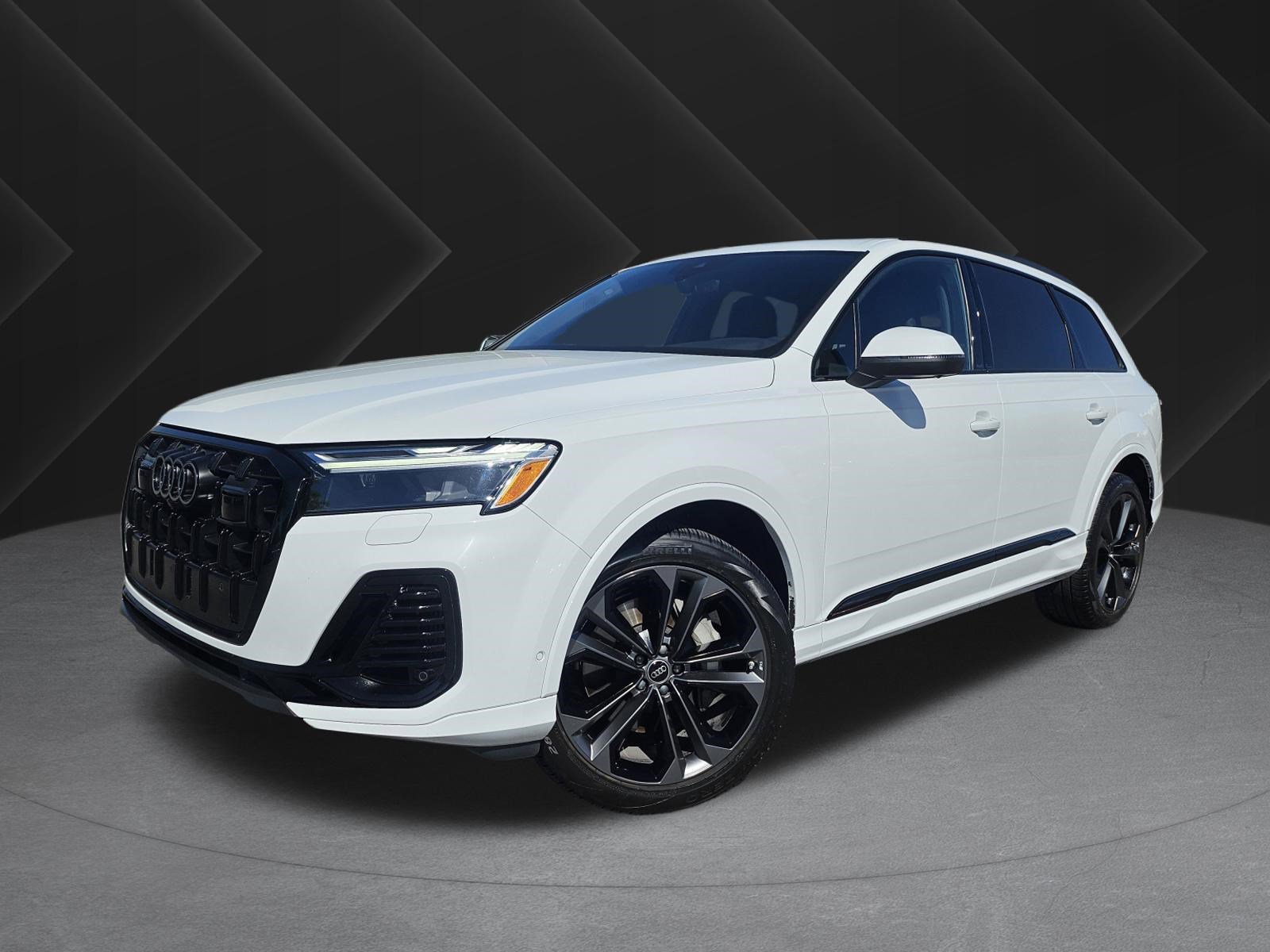 2025 Audi Q7 55 Premium Plus quattro Tiptronic's photo