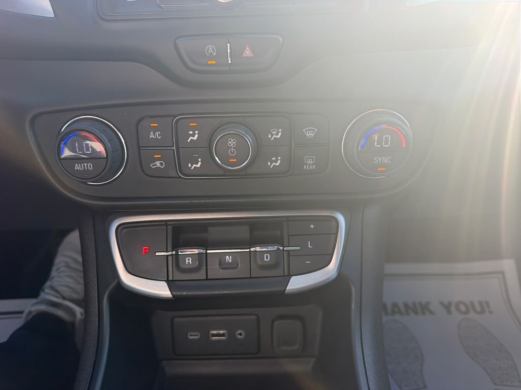 Used 2022 Blue GMC SLE image 20