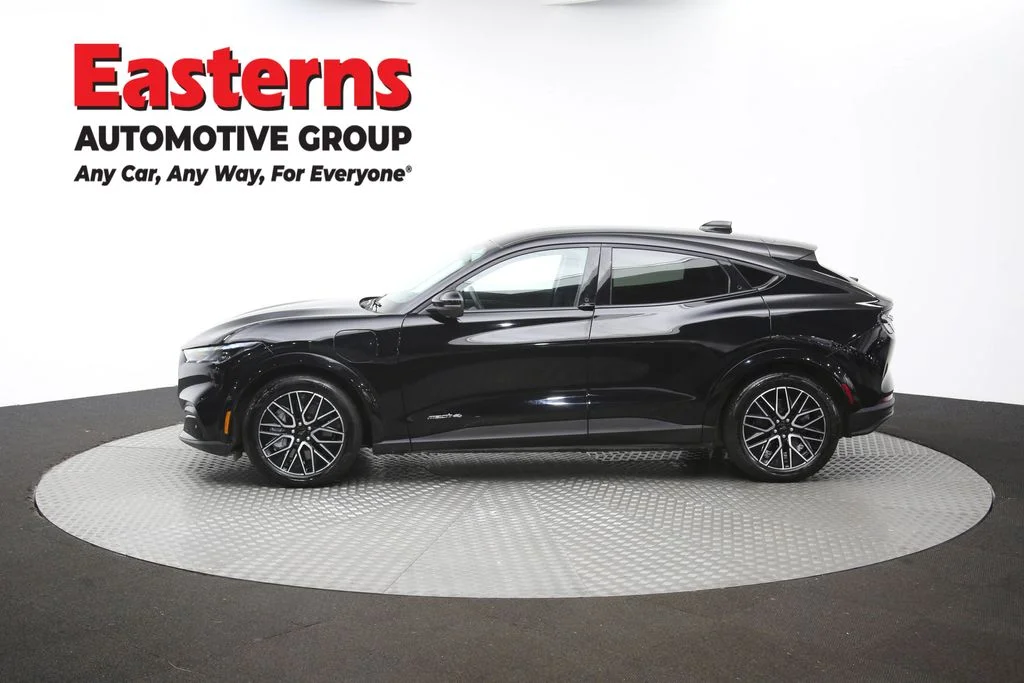 Used 2025 Black Ford Premium image 61