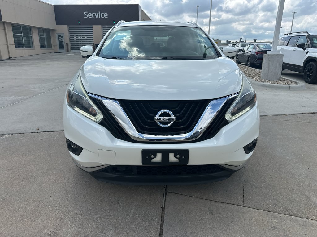 Used 2018 Pearl White Nissan SL image 13