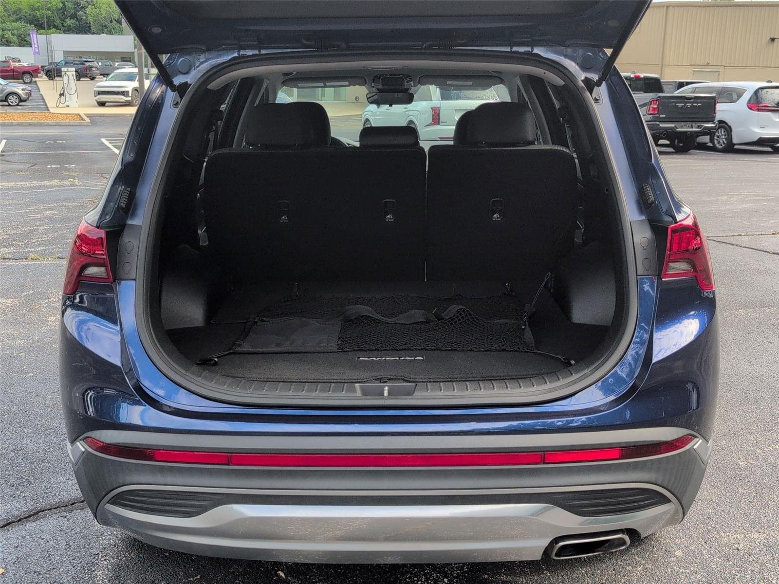 Used 2022 Stormy Sea Hyundai SEL image 7