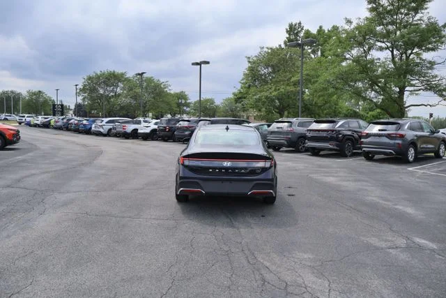 Used 2026 Blue Hyundai SE image 6