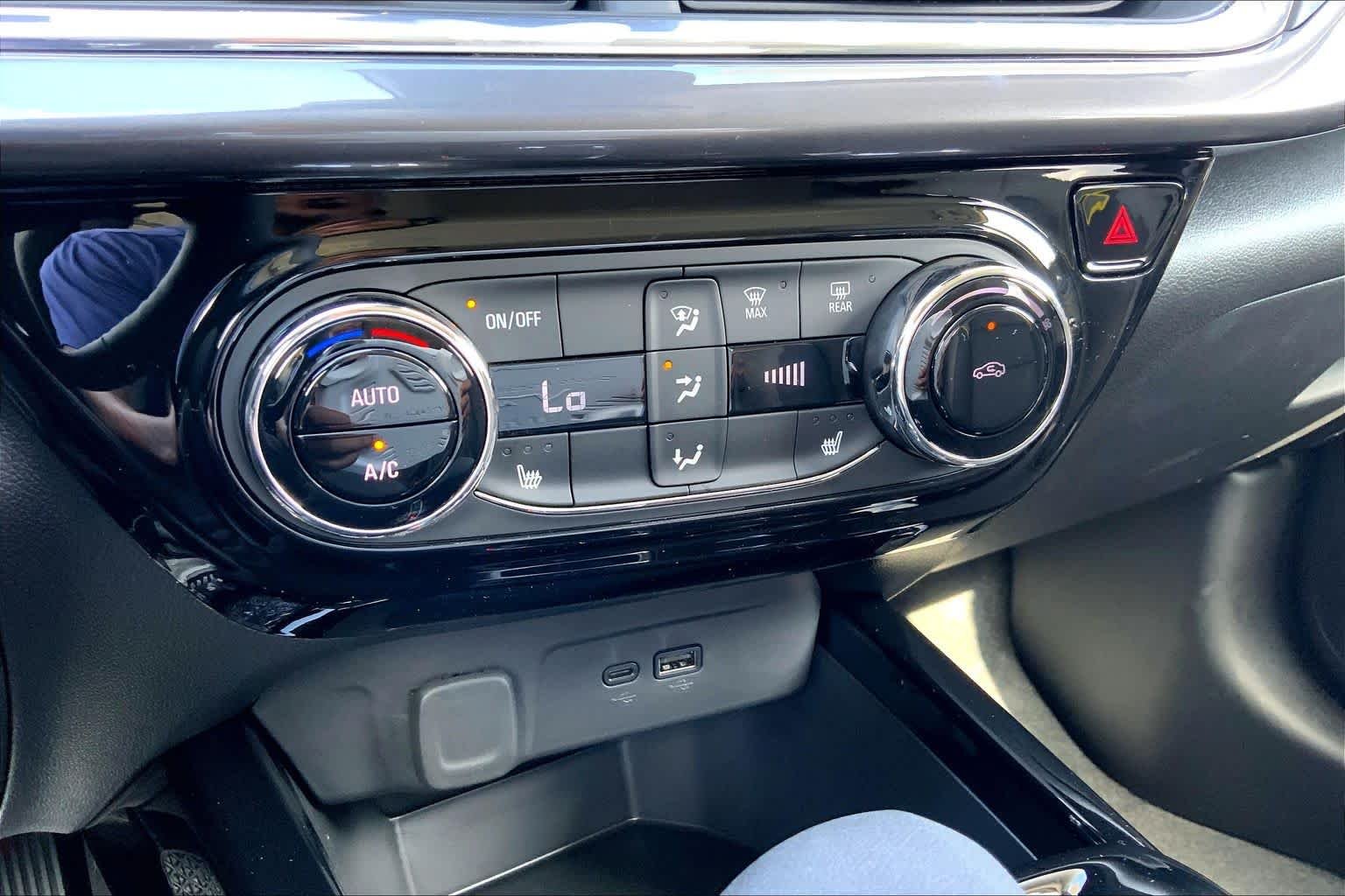 2026 Chevrolet Trax Activ - Photo 18