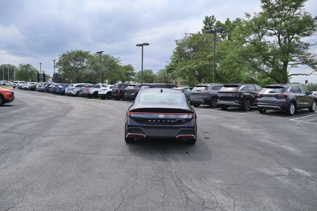 Used 2026 Blue Hyundai SE image 6