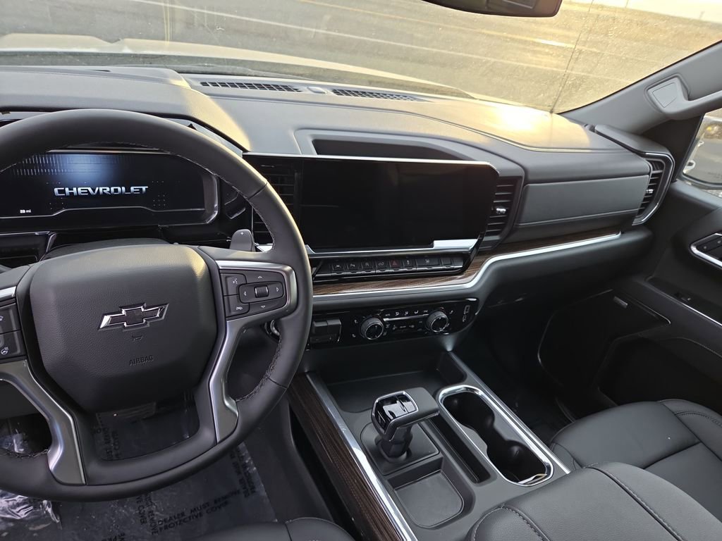 2025 Chevrolet Silverado 1500 RST - Photo 12