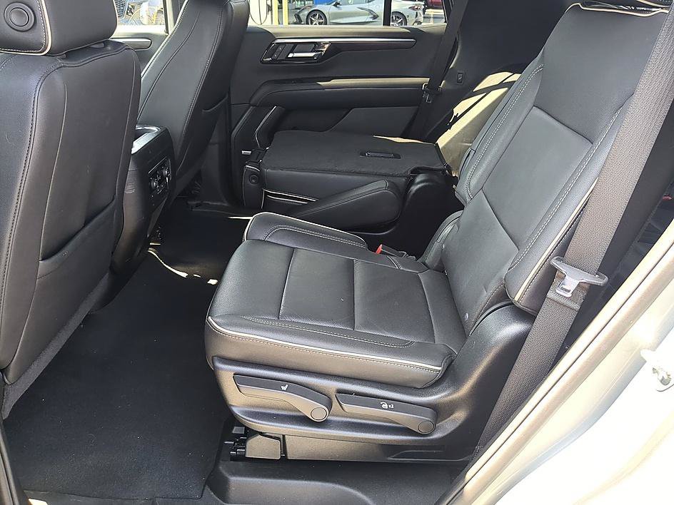 Certified Used 2025 Sterling Gray Metallic Chevrolet Premier image 29