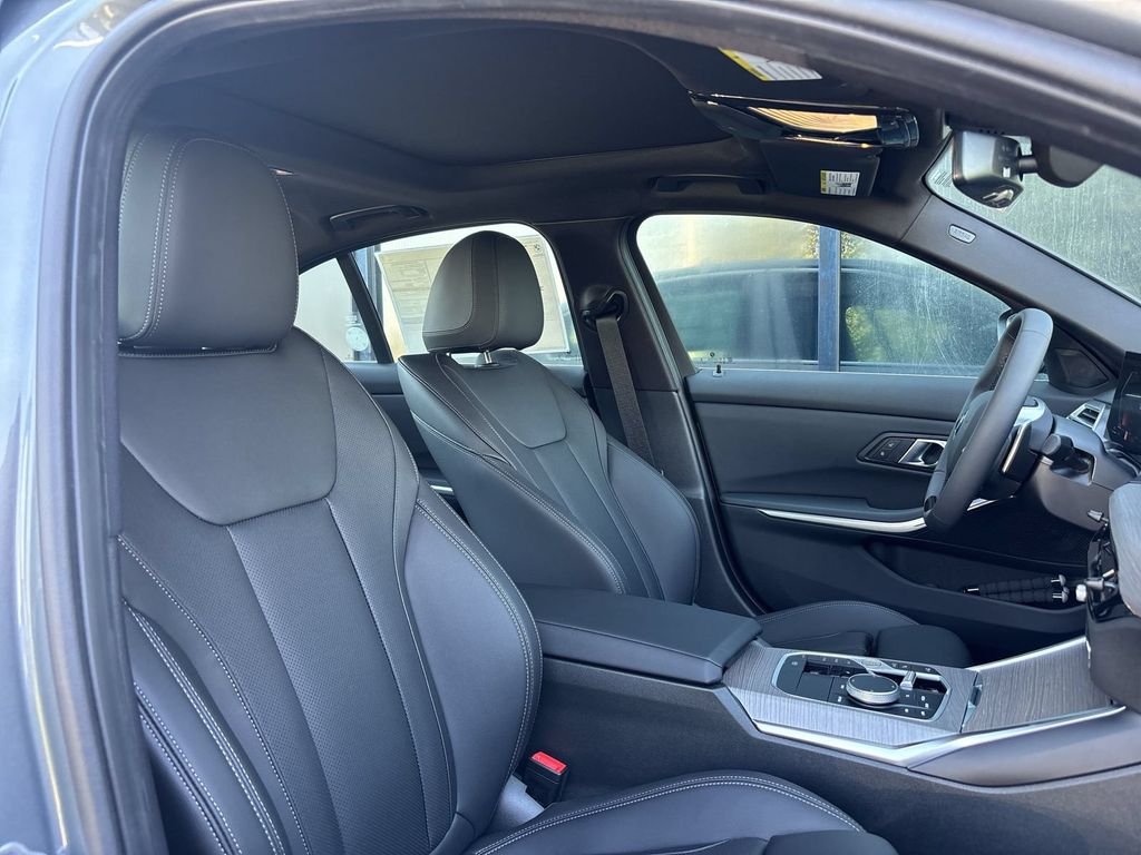 New 2026 Skyscraper Grey Metallic BMW 330i xDrive image 21