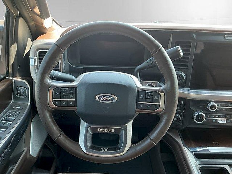 Certified Used 2025 Agate Black Ford King Ranch image 12