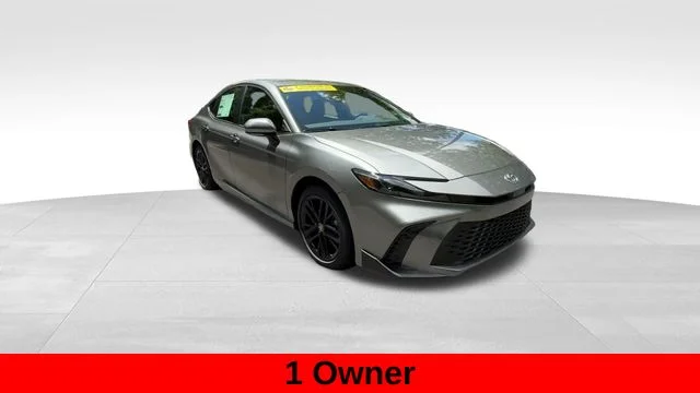 Used 2026  Toyota SE image 10