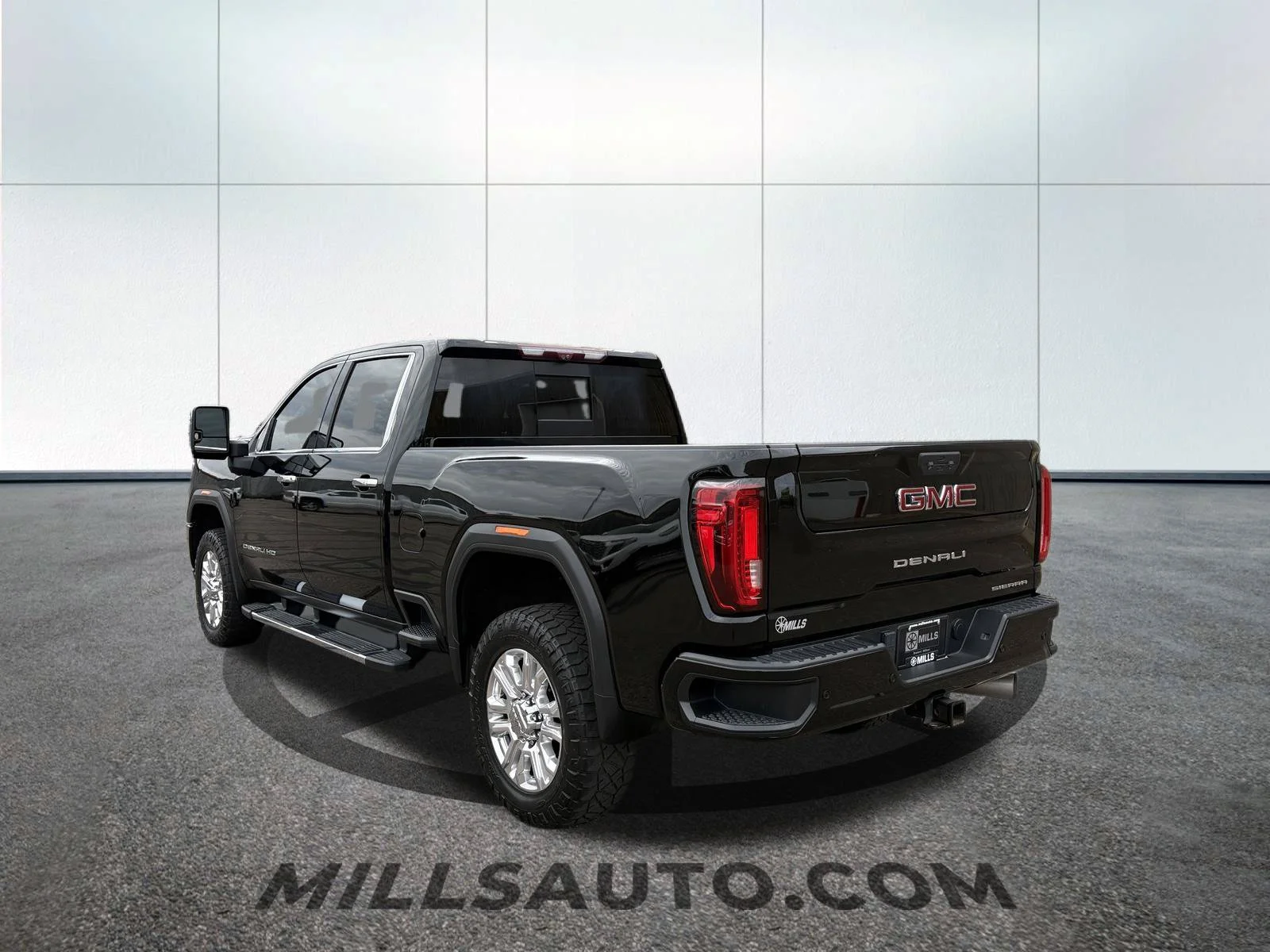 Used 2020 Black GMC Denali image 8