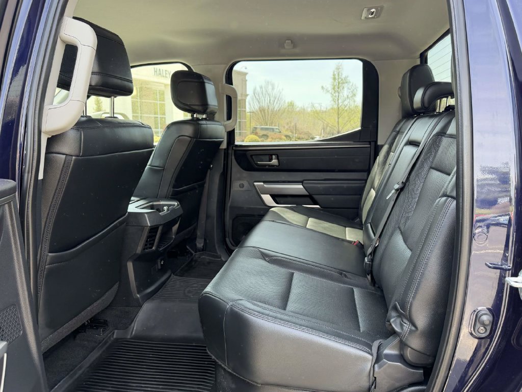 Used 2023  Toyota SR5 image 15