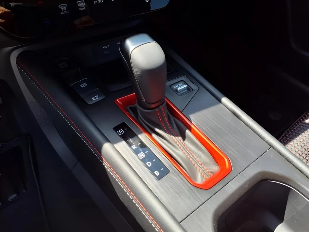 2025 Nissan Kicks SR AWD - Photo 17
