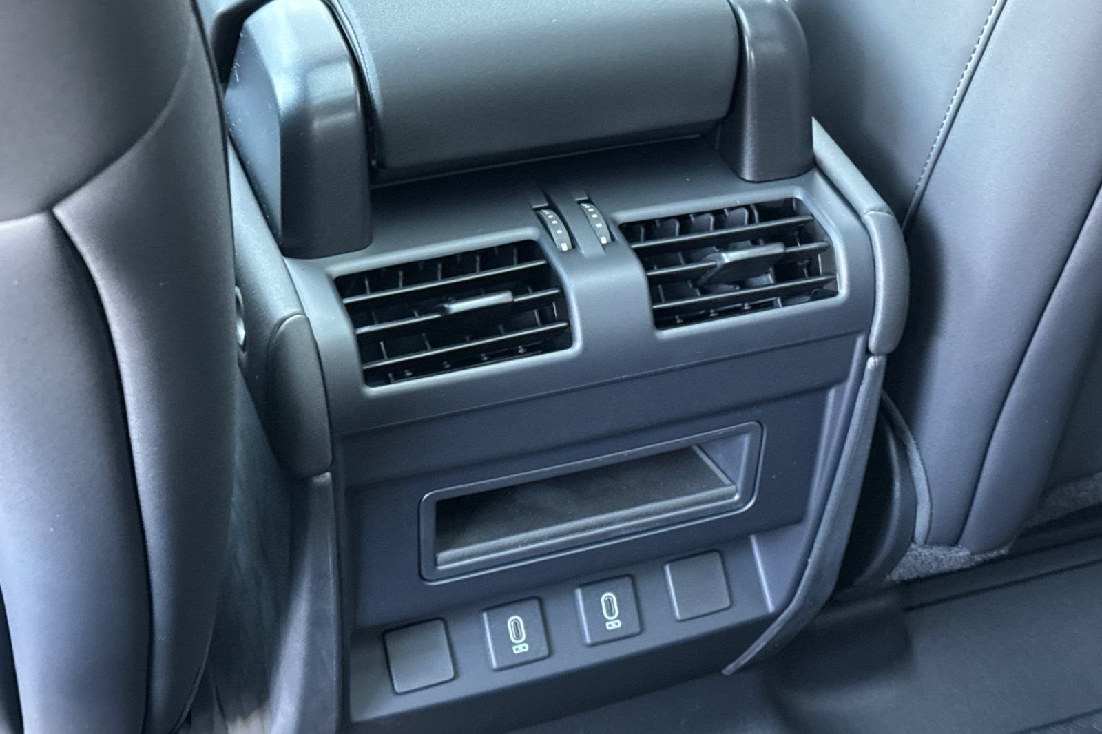 New 2026 Borasco Grey Land Rover S image 13
