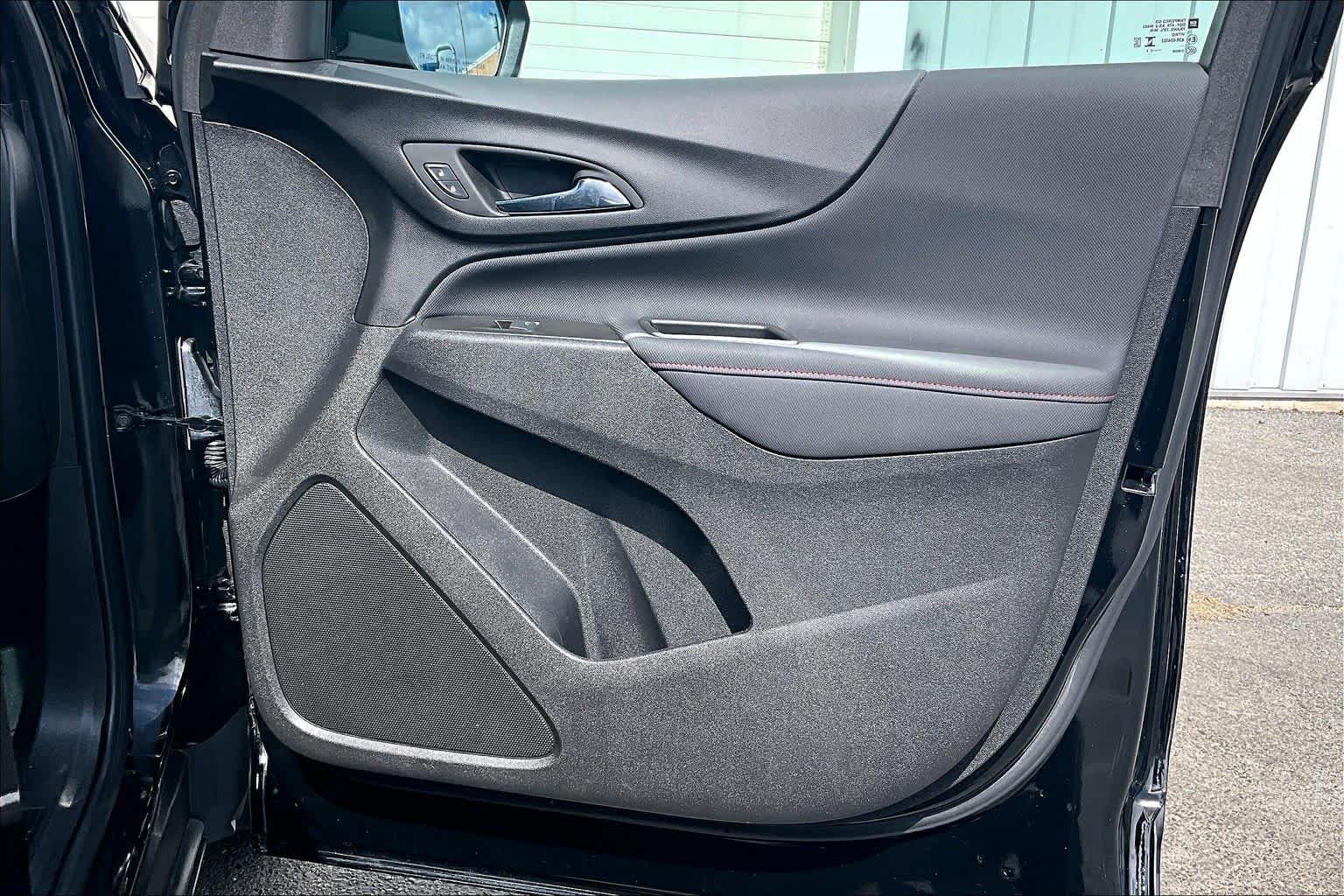 Used 2024 Mosaic Black Metallic Chevrolet RS image 37