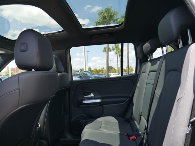 New 2026 Cirrus Silver Metallic Mercedes-Benz GLB 250 image 21