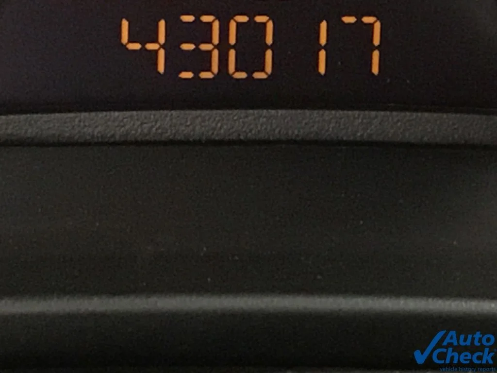Used 2011 Black Chevrolet 1LT image 32