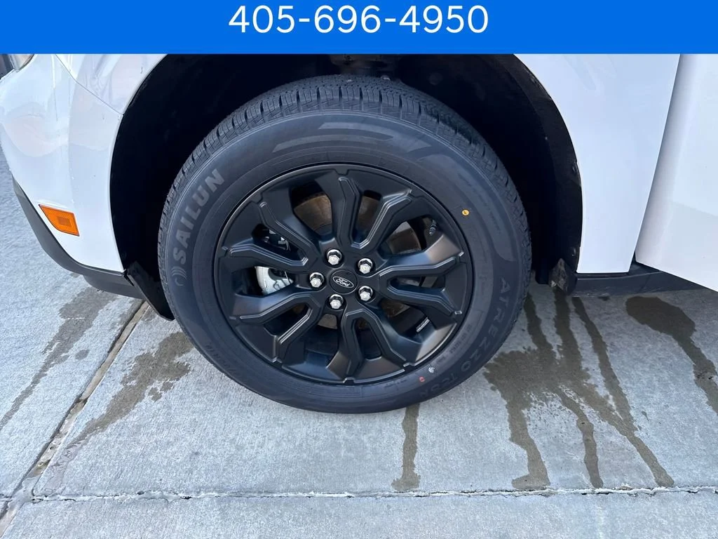 Pre-Owned 2023 Ford Maverick LARIAT