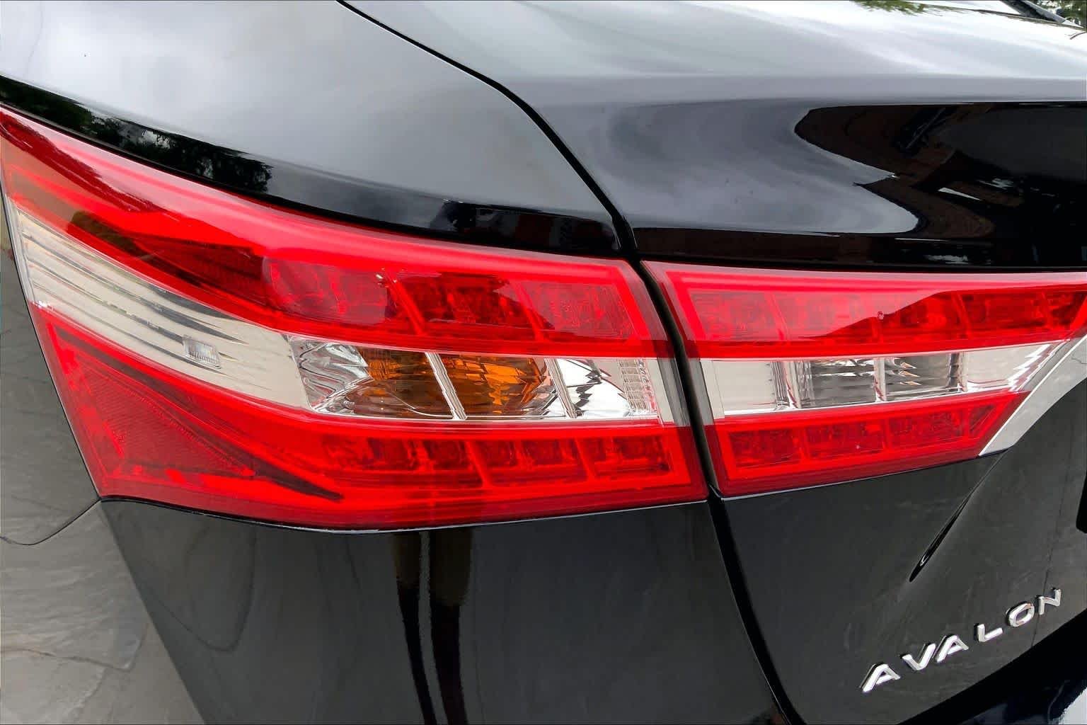Used 2014 Attitude Black Toyota XLE image 29