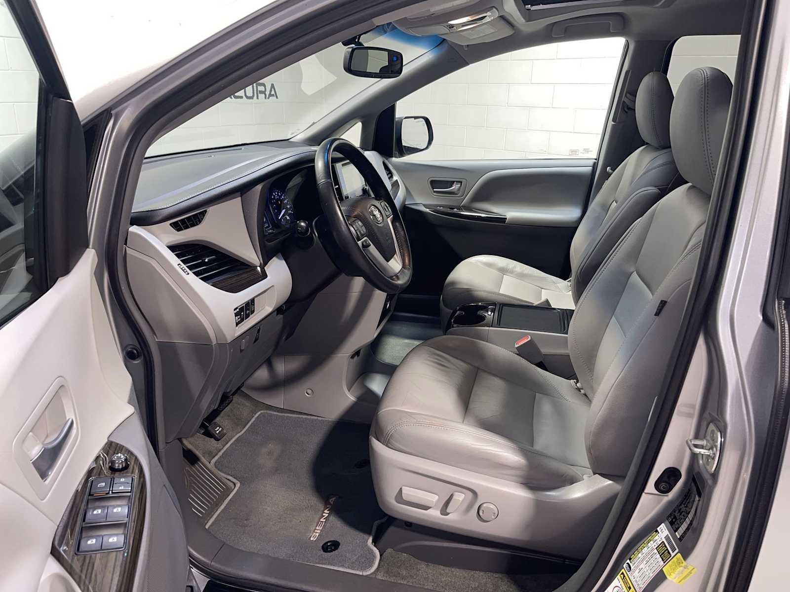 Used 2017 Silver Sky Metallic Toyota XLE image 2