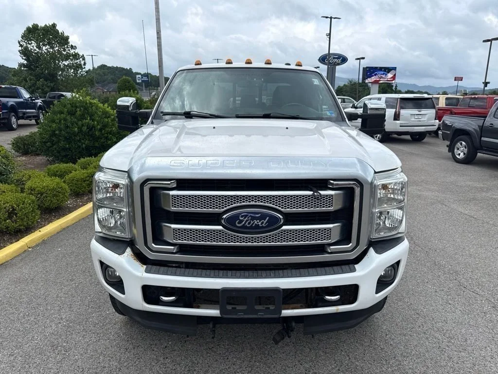 Used 2014 White Platinum Clearcoat Metallic Ford Platinum image 8
