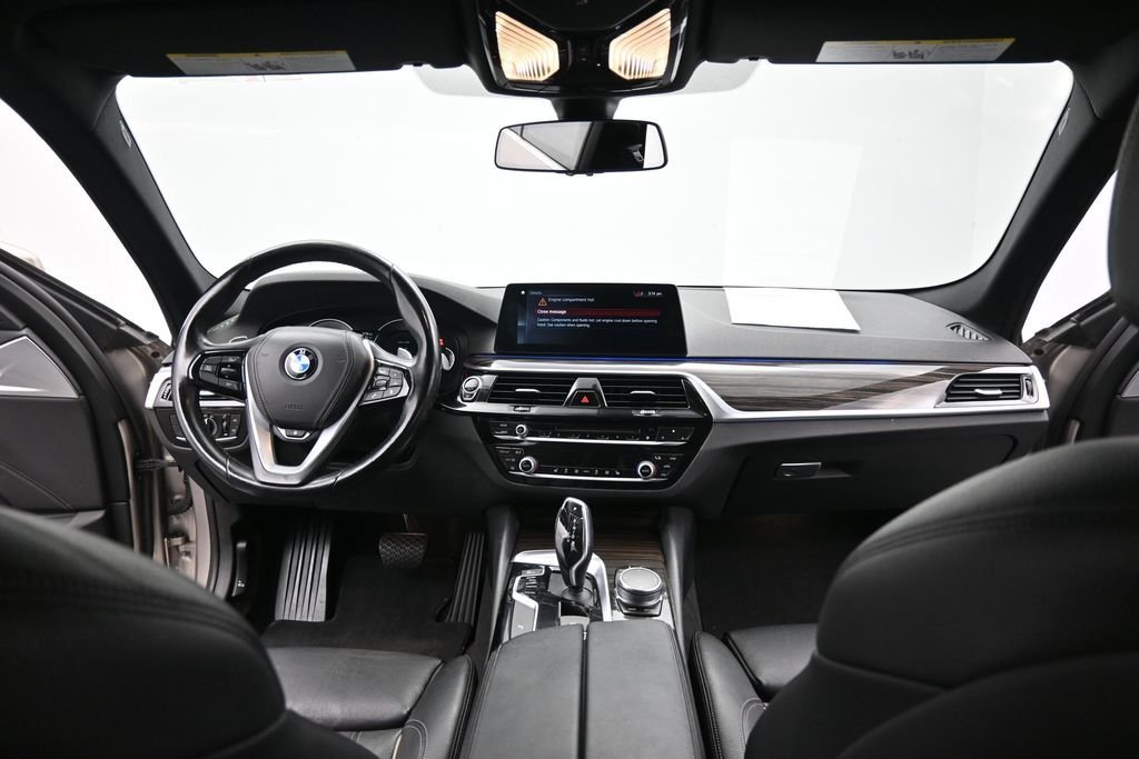 Used 2017 Cashmere Silver Metallic BMW 530i xDrive image 32