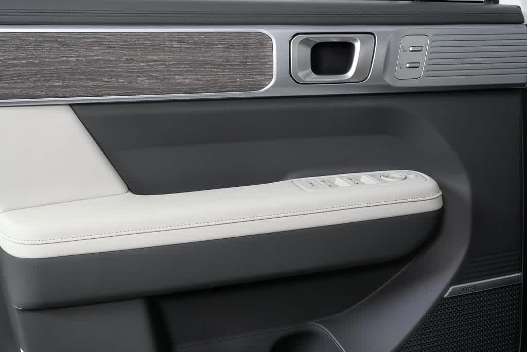 New 2026 Ecotronic Gray Hyundai Limited image 17