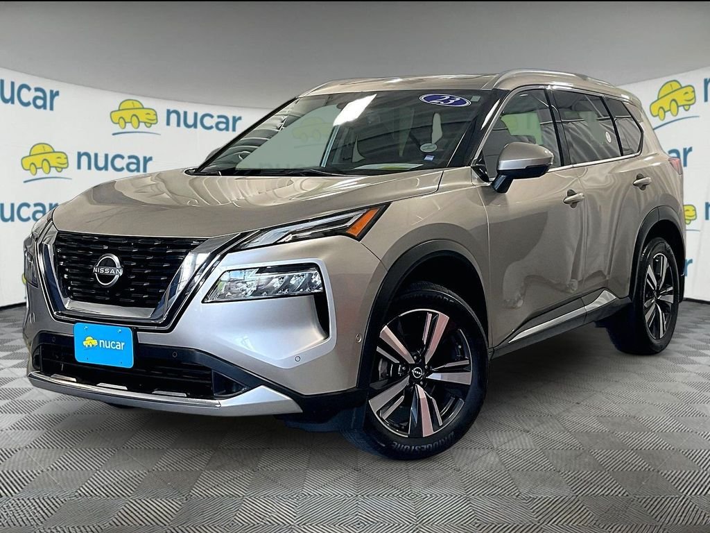 Used 2023 Champagne Silver Metallic Nissan Platinum image 3