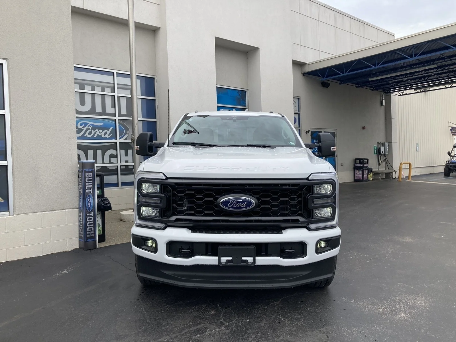 New 2026 Oxford White Ford F-350® XL image 3