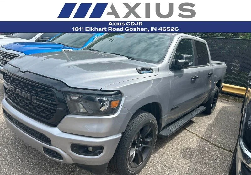 2023 RAM 1500 Big Horn/Lone Star 4x4 Crew Cab 5'7's photo