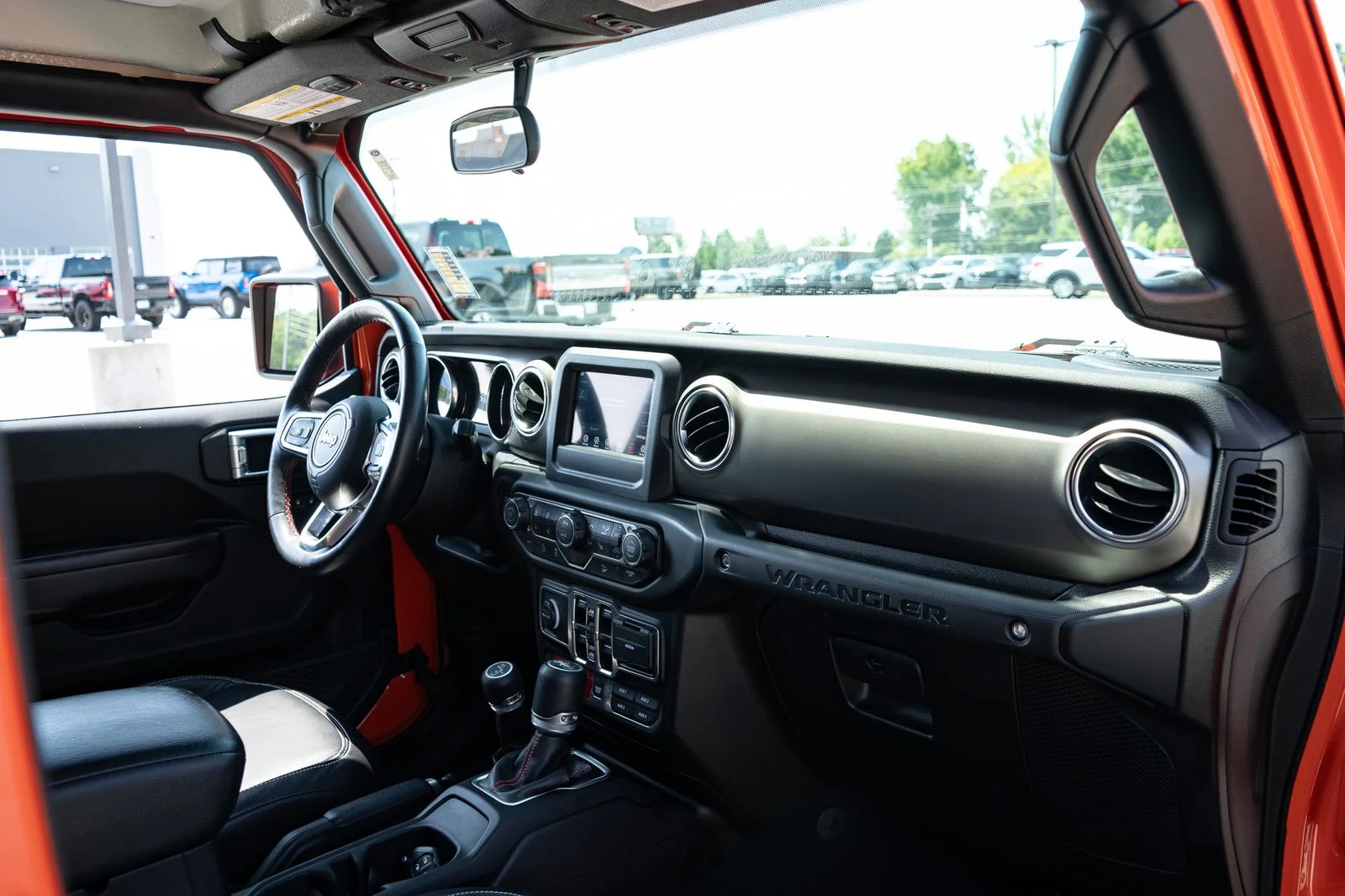Used 2019 Orange Jeep Unlimited Rubicon image 21