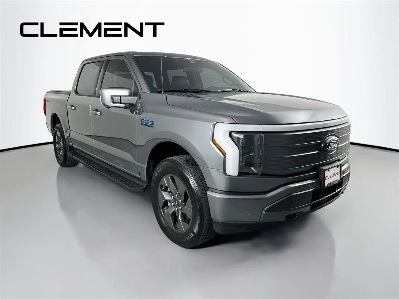 Used 2025 Gray Ford Lariat image 5