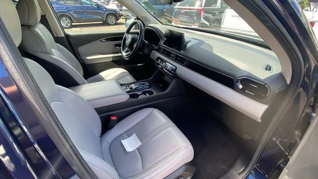Used 2024 Blue Honda Touring image 15