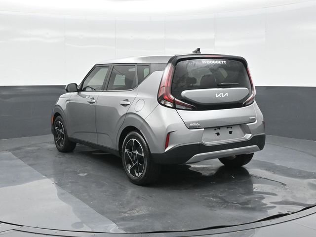 Used 2023 Gray Kia EX image 8