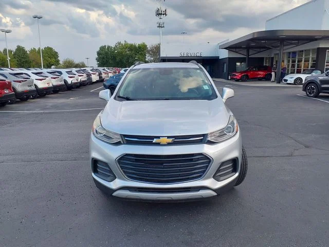 Used 2017 Silver Chevrolet LT image 3