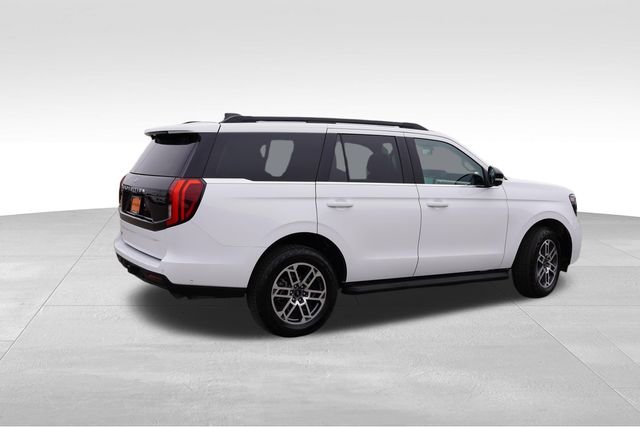 Used 2025 White Ford Active image 4