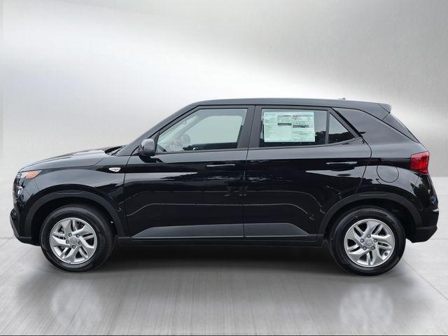 New 2026 Onyx Black Hyundai SE image 6