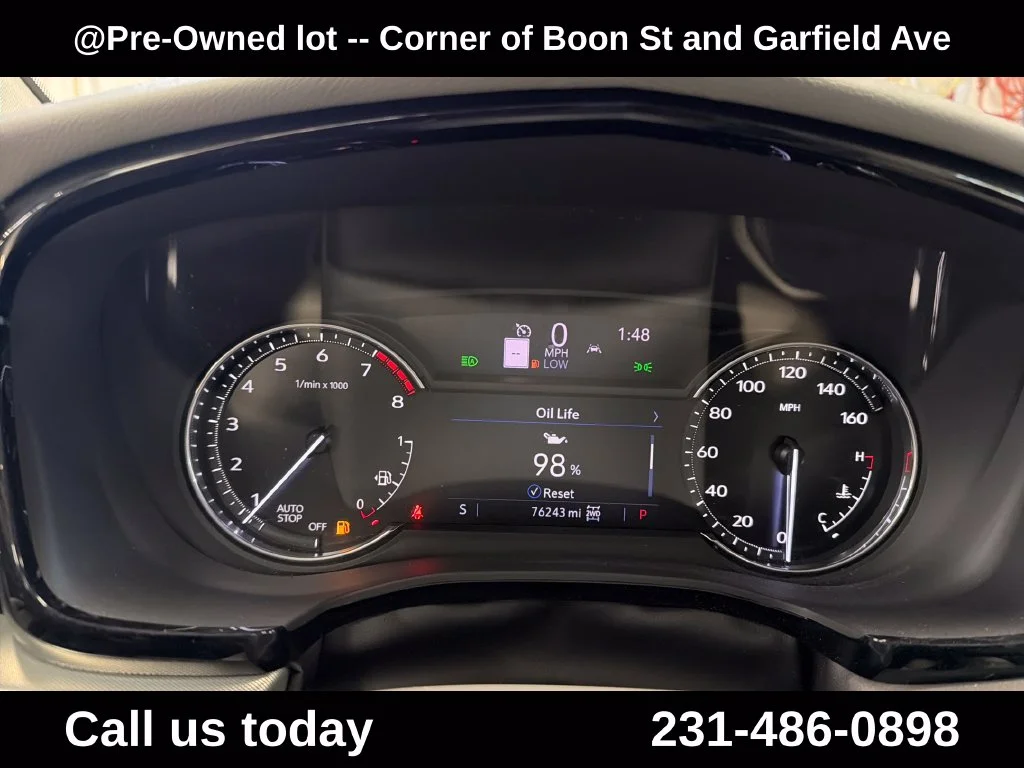 Used 2022 Black Cadillac Premium Luxury image 21