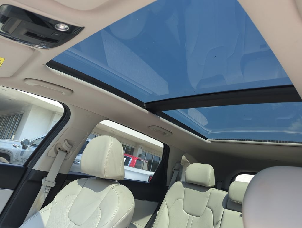 Used 2021 Gray Kia S image 26