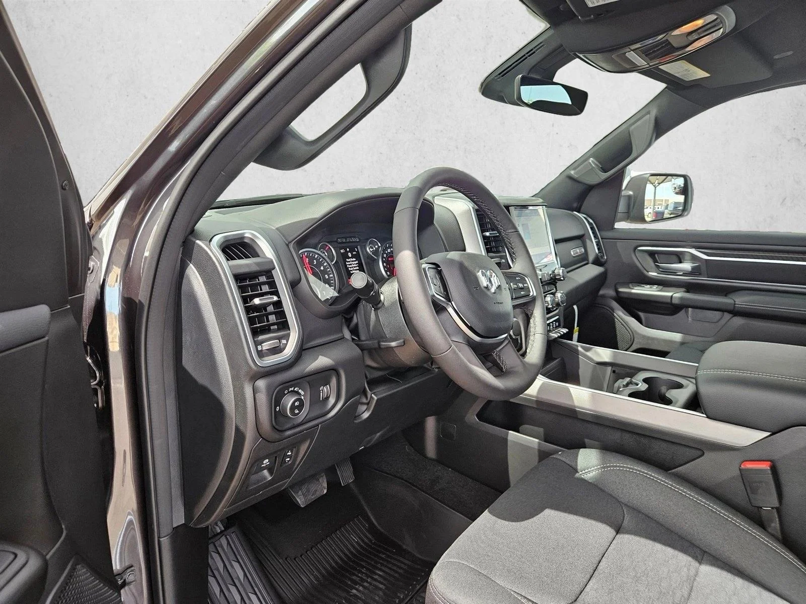 New 2026 Granite Crystal Metallic Clearcoat Ram Lone Star image 3