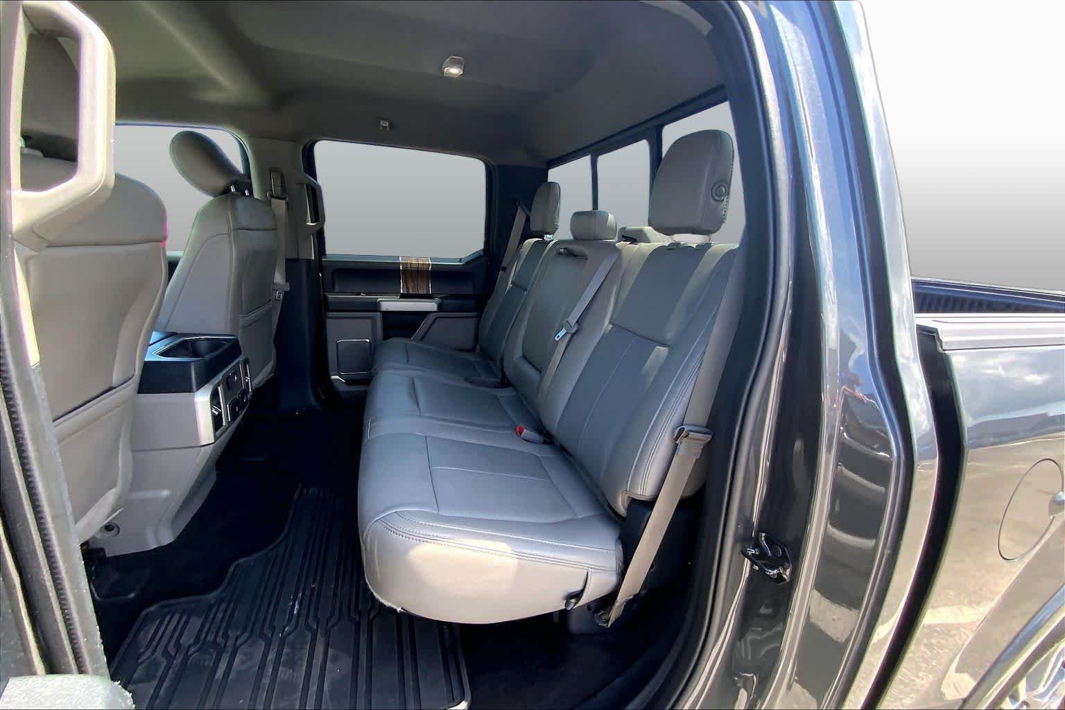 Certified Used 2019 Magnetic Metallic Ford LARIAT image 20