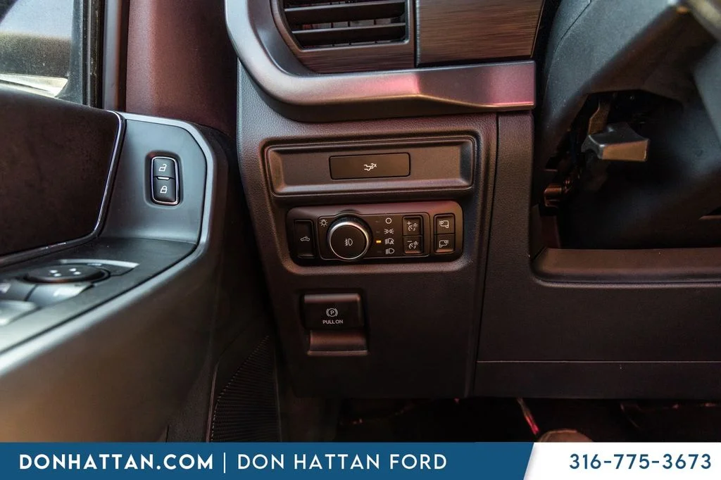 New 2026 Avalanche Ford XLT image 13