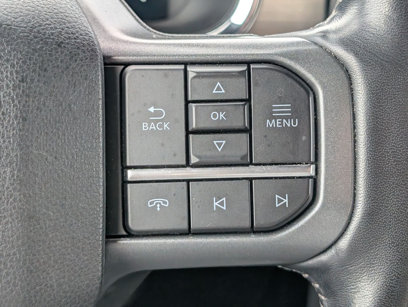 Used 2022 Oxford White Ford Lariat image 29