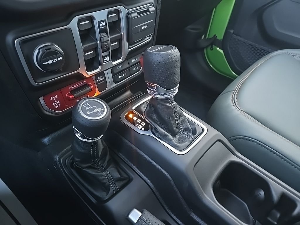 New 2026 Mojito Exterior Paint Jeep Mojave image 67